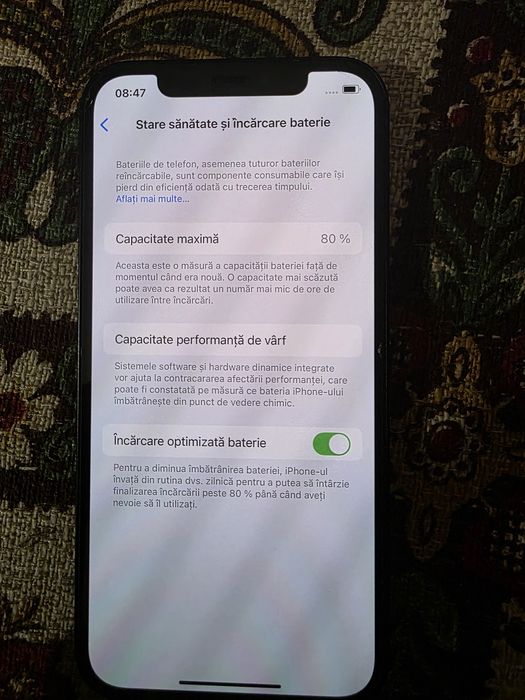 Vand Iphone 12 nelovit, 80% sanatatea bateriei+4 huse si folie