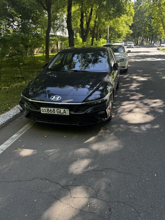 Hyundai Elantra 2023 йил