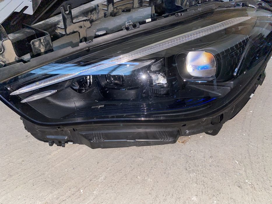 Far Mercedes CLE C236 A236 2024 , 2025 far stanga digitallight