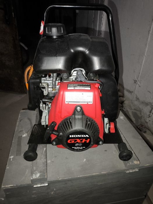 Продам насосную станцию Хонда