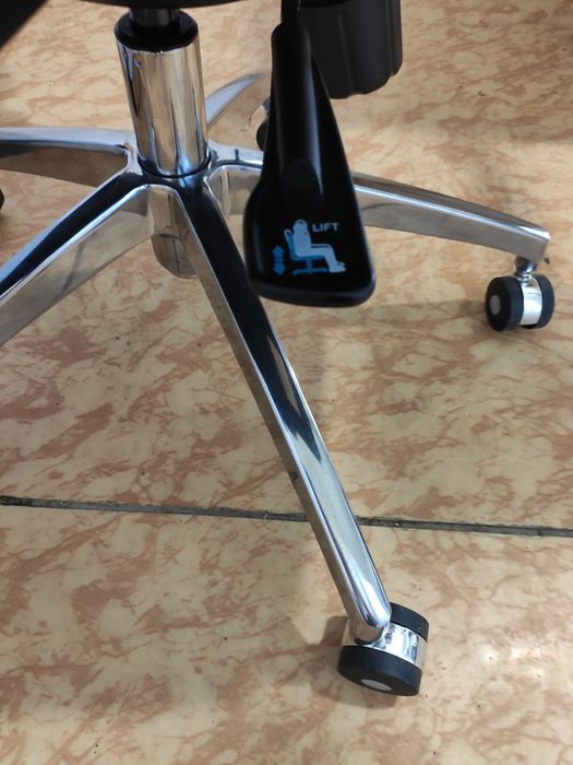 Ергономичен офис стол ChairPro VERONA - естествена кожа,