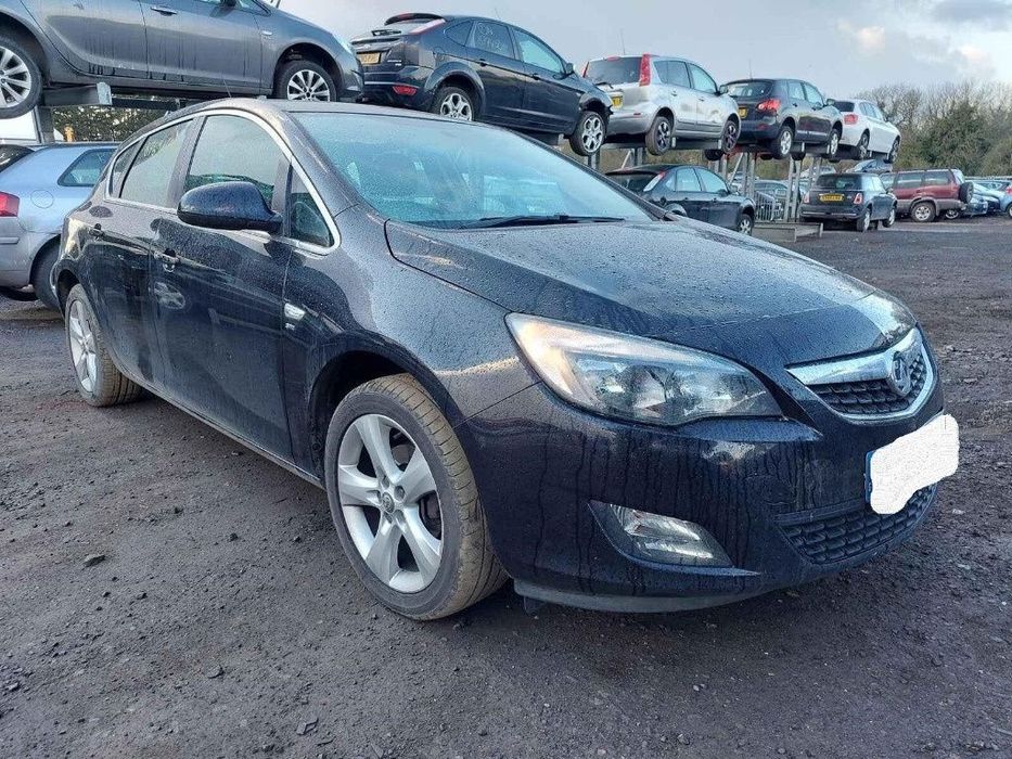 Pompa injectie Opel Astra J 2011 HATCHBACK 1.4i A14XER