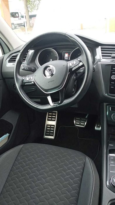 VOLKSWAGEN Tiguan 2019 — imagine 5