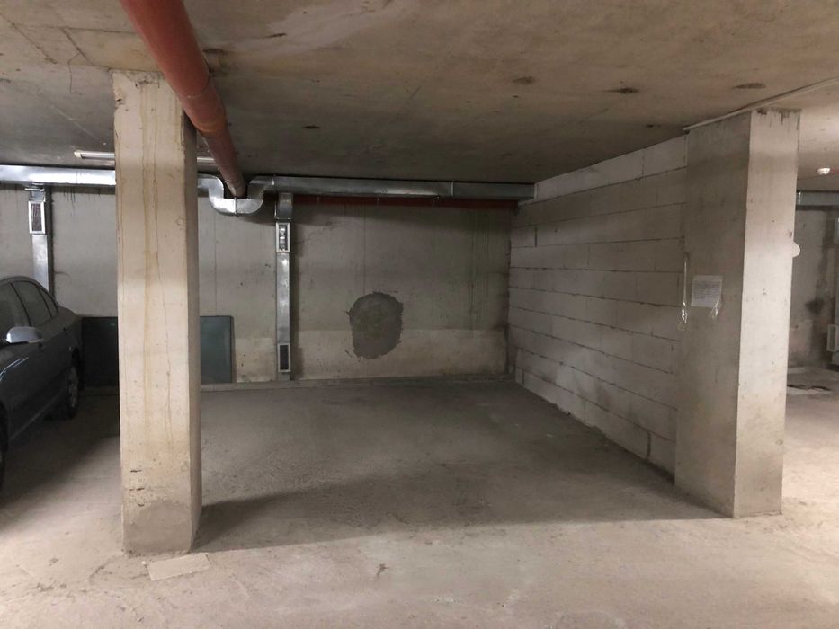 Дава се под наем Гараж / Паркомясто в София, Зона Б-19 - 17 кв.м за 71.4 € - Снимка #2