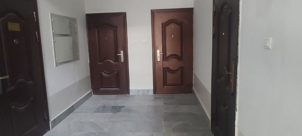 Kosmos domlaridan 3 XONALI kvartira sotiladi 2-etaj 38500 y.e.