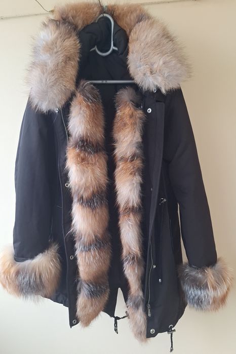 Дамско зимно яке с естествен косъм