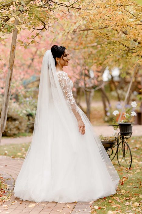 Свадебное платье