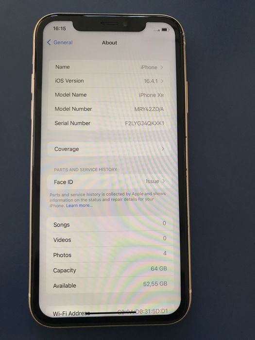 Продавам IPhone XR 64gd.