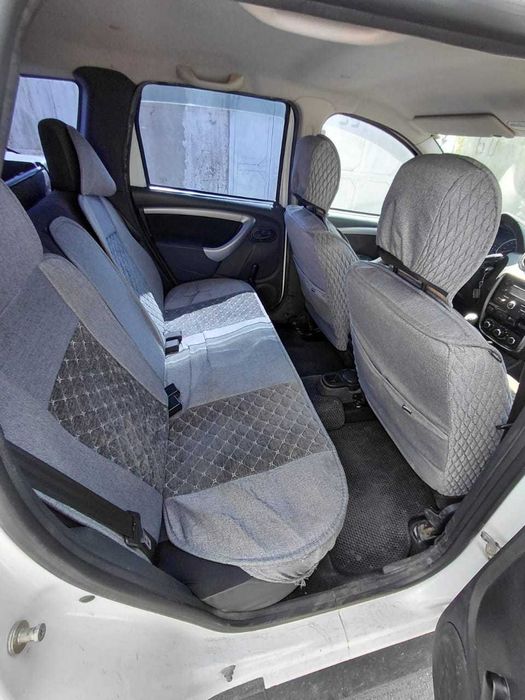 автомобиль RENO DASTER 2013г