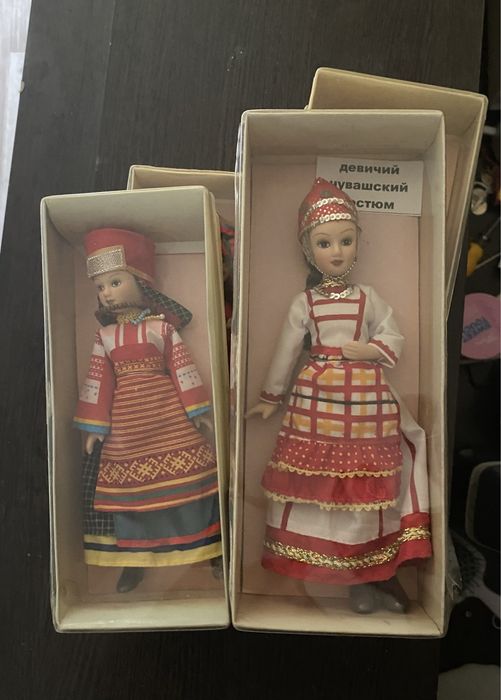 куклы в национальных костюмах