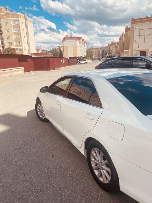 Toyota Camry 50 LE 2012