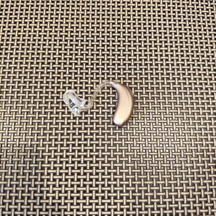 Продам слуховой аппарат Phonak Sky M