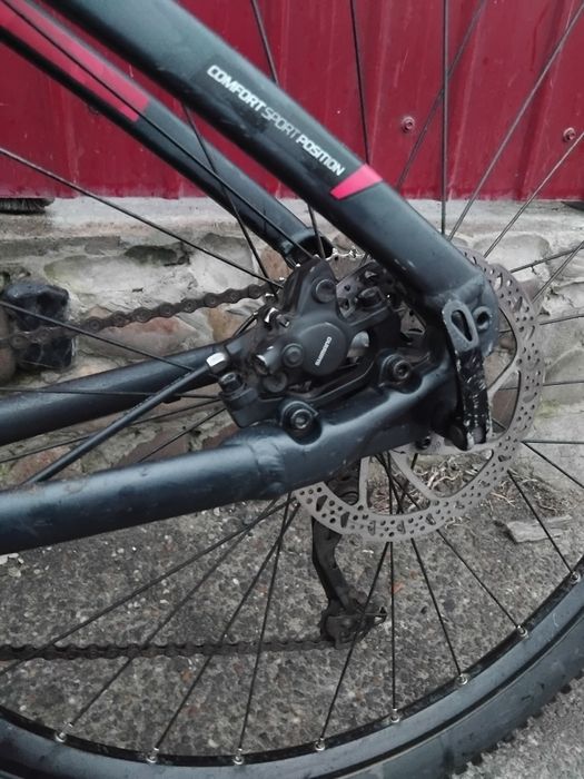 Vând bicicleta rockrider in sare buna are roti de 27.5 si frane pe ule