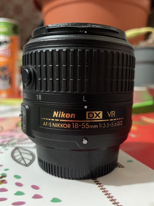 Obiectiv NIKKOR 18-55mm 3.5-5.6 G II