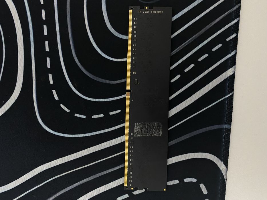 продам оперативную память ddr 4