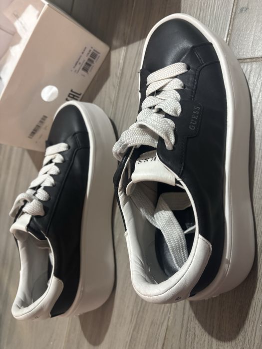 Pantofi sport GUESS – damă