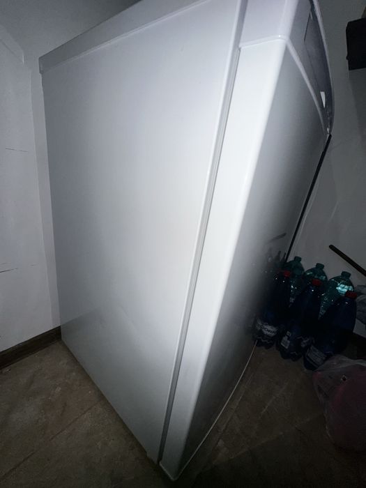 Frigider cu o usa, Arctic, 114litri, 84cm inaltime