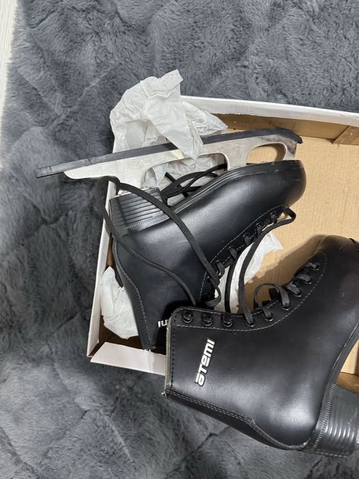 продам фигурные коньки