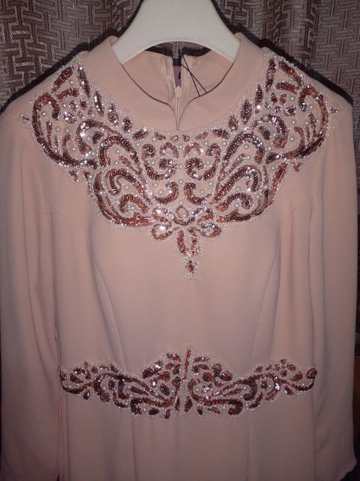 Платье вечерние новые