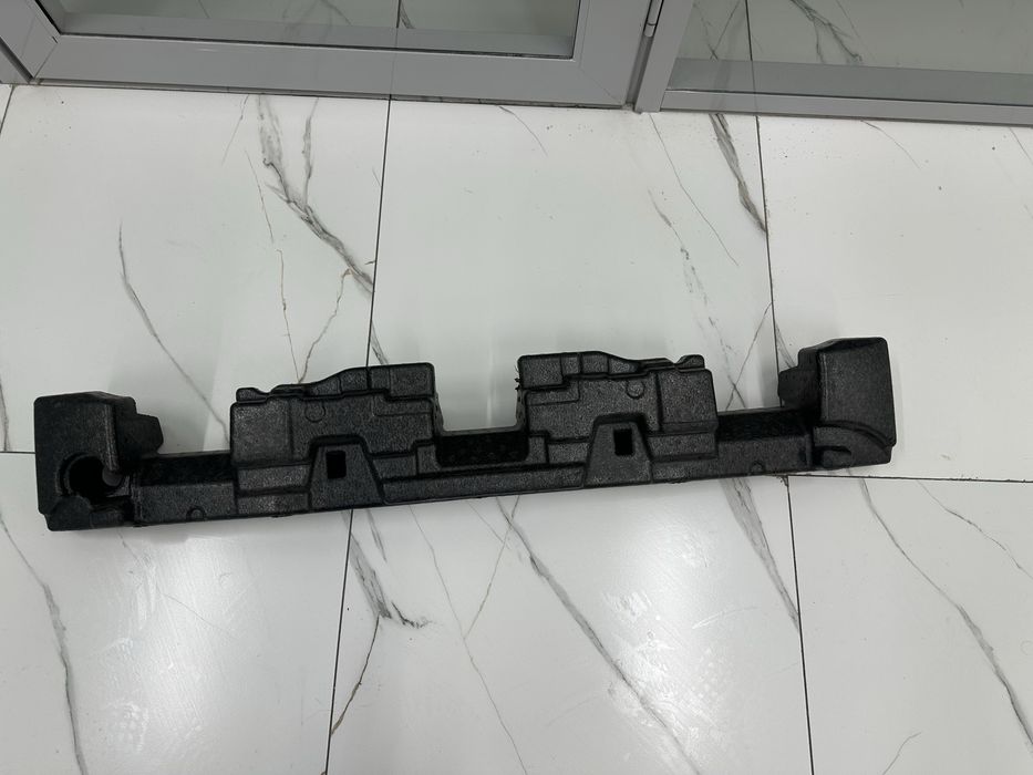 Kia Seltos абсорбер переднего бампера