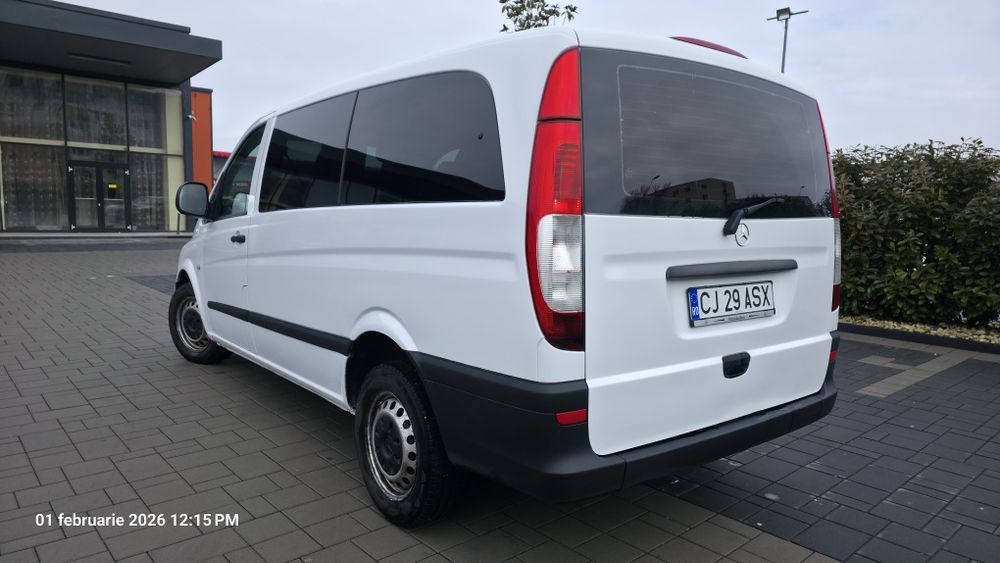 Mercedes Vito 8 + 1  locuri