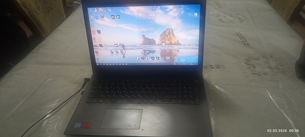 Lenovo Ideapad noutbook