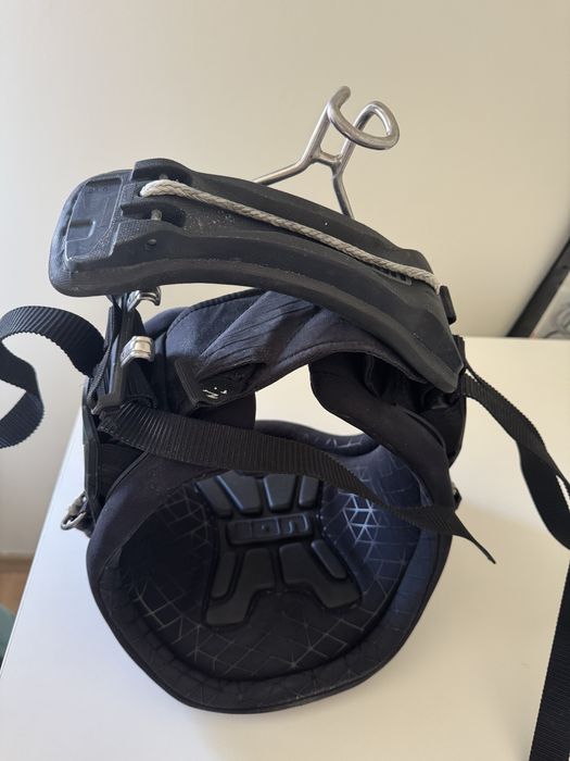 Harness Kitesurf Duotone Ion Apex CS15 M 2019
