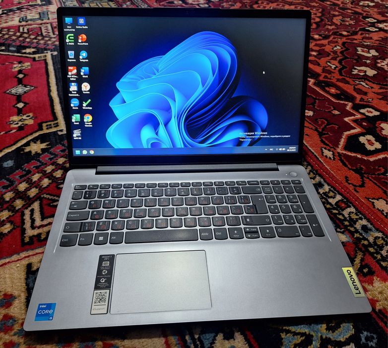 Lenovo i5 noutbook satıladı