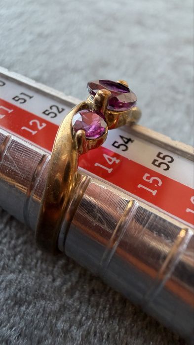 Златен пръстен 9карата естествен аметист