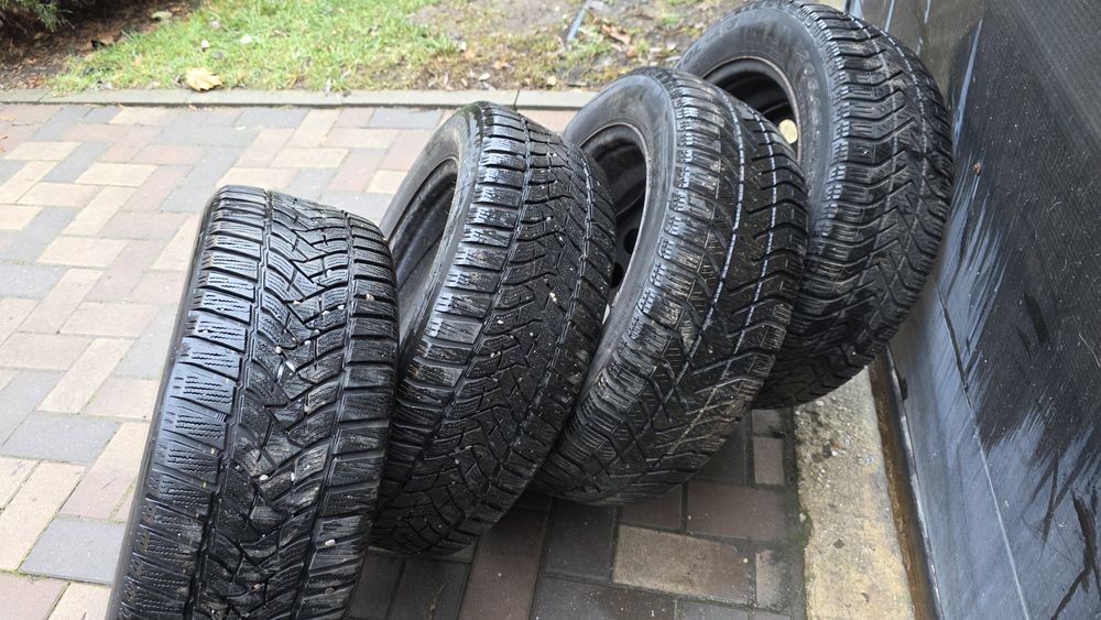 Set roti iarna jante de tabla plus capace VW 205/55R16