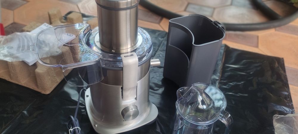 Продам соковыжималку