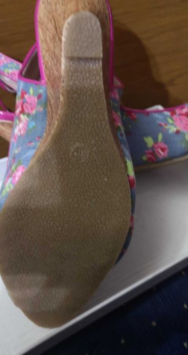 уникално красиви сандали