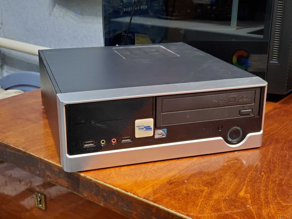 Компьютер настольный компактный