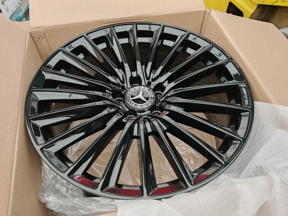 vand jante de aliaj pentru Mercedes pe 19 marca carbonado
