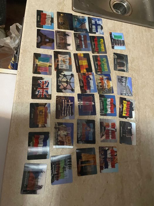 Продавам мини стикери