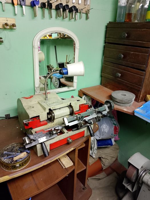 Продам станок изготовление ключей