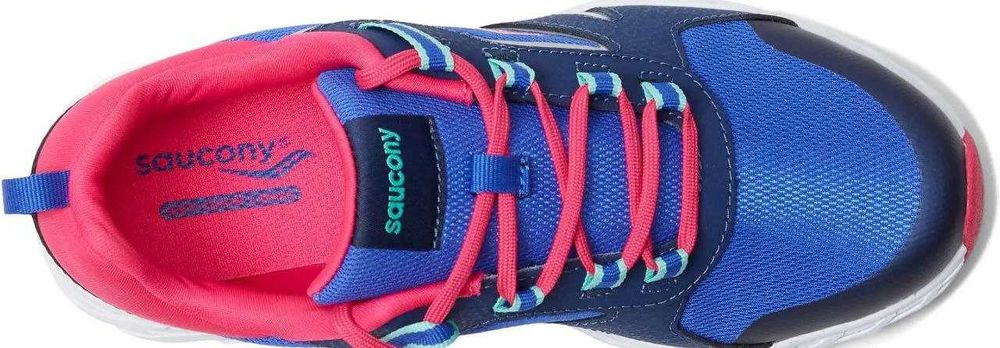 Кроссовки фирменные женские