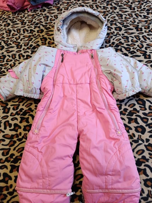 Продам зимний комбинезон для девочки!