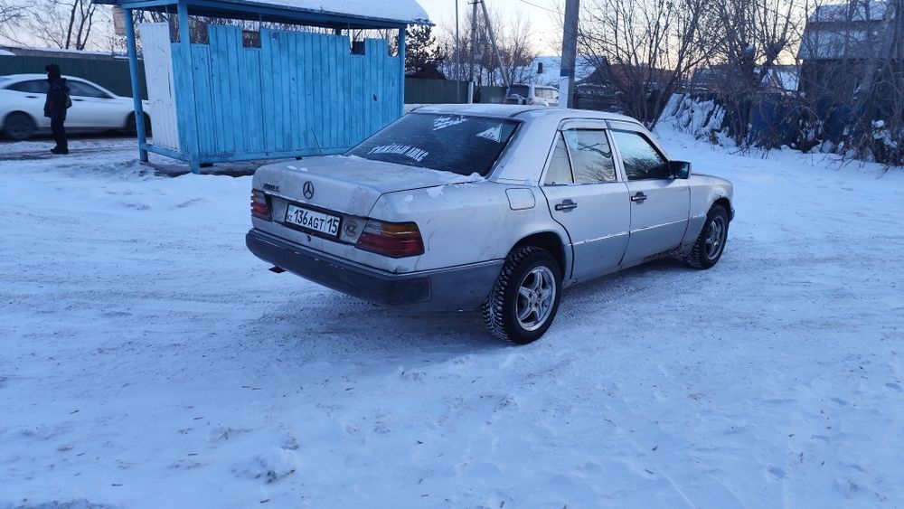 Продам Мерседес 124