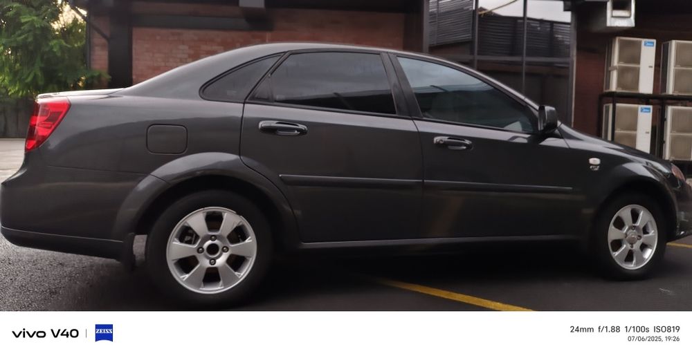 Oldi lirikada kraska bor