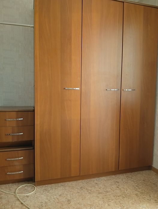Продам недорого мебель ,в хорошем состоянии