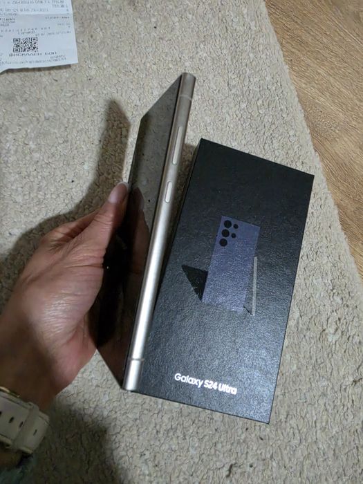 Samsung Galaxy S24 Ultra 256GB - виолетов