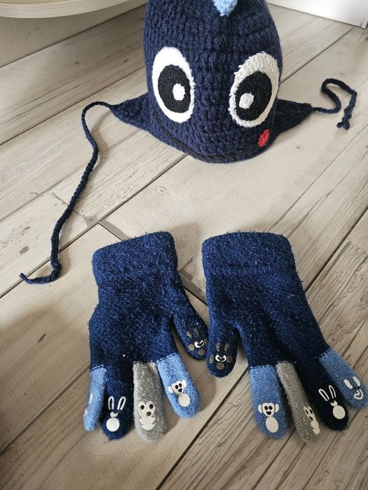 Шапочка и перчатки для мальчика