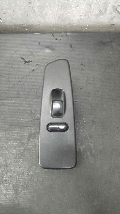 Buton geam electric blocare usa dreapta ssangyong rexton gab 96327938 8583008000