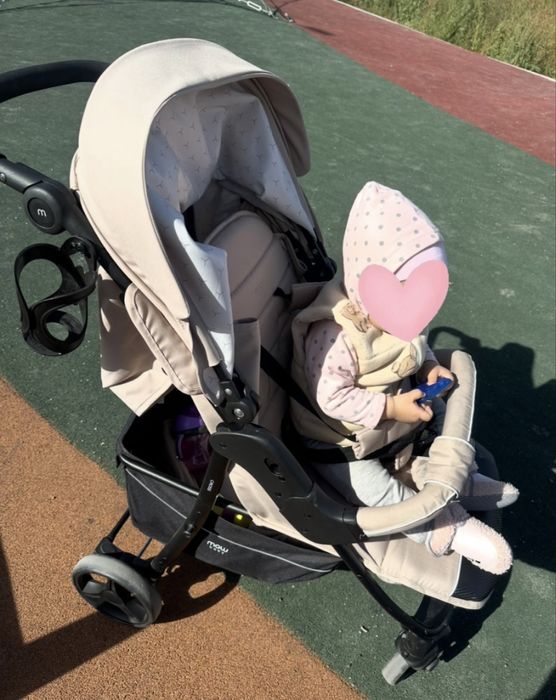 Коляска прогулочная MOWbaby Cross, бежевая