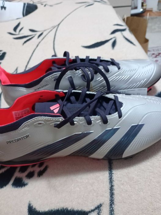 Ghete fotbal crampoane noi NUMAR 43-44