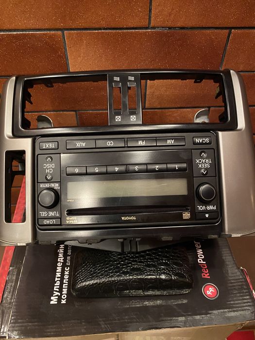 Продам магнитолу Toyota Prado 150
