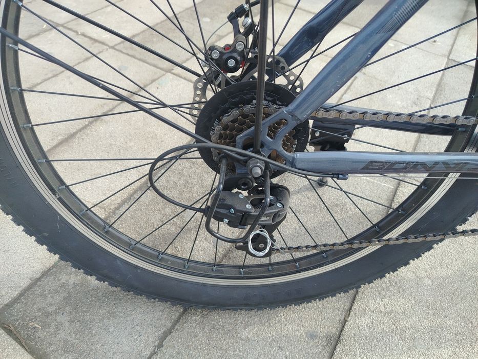 Velosped sotladi naxtga oladganla tel qlsin
