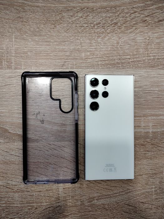 Samsung s23 ultra 8/256 перфектен (БАРТЕР)