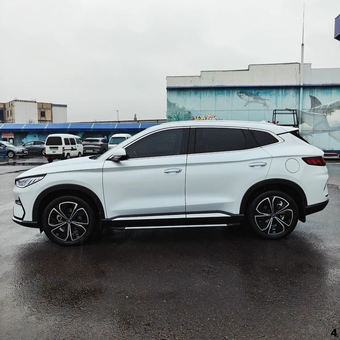 BYD Song Plus EV, 2023, в отличном состоянии